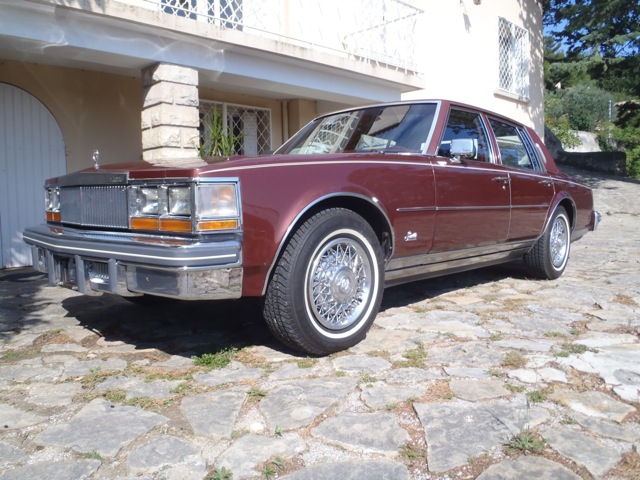 Cadillac Seville 1978 de profil